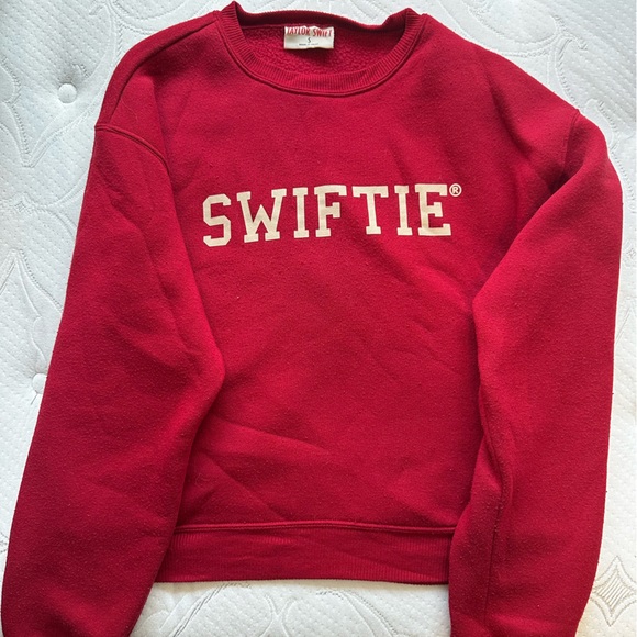 Taylor Swift Other - Swiftie Matching Set pjs/loungewear Size Small RED era